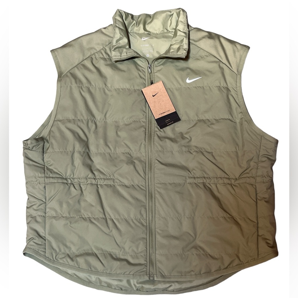 NWT WOMEN’s NIKE THERMA-FIT RUNNING PUFFY VEST. OLIVE GREEN. XL